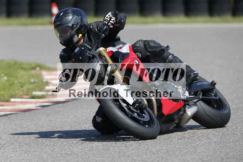 /44 09.08.2025 Plüss Moto Sport ADR/Einsteiger/42